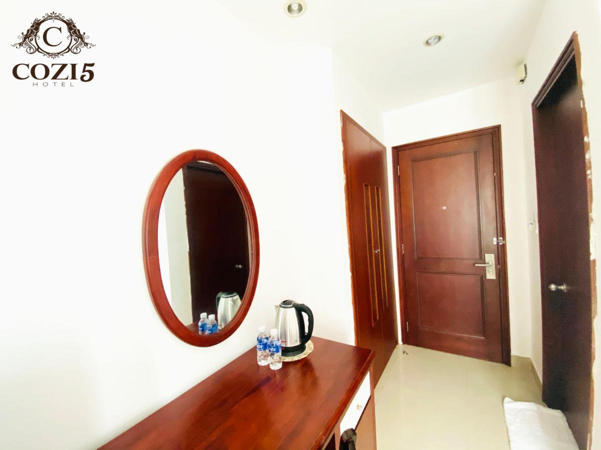 Cozi 5 Hotel & Apartment โฮจิมินห์ซิตี้ ภายนอก รูปภาพ